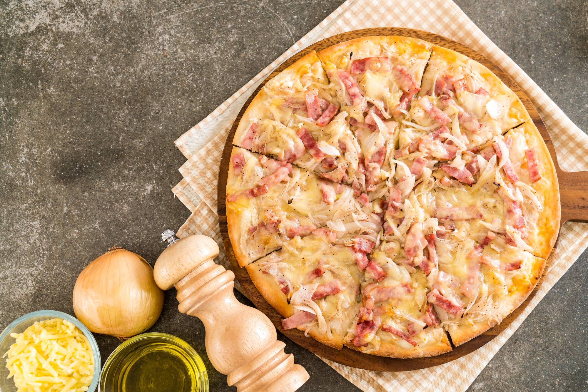 Quel est le meilleur moment de la journ&eacute;e pour savourer une tarte flamb&eacute;e (Flammek&uuml;che) &agrave; Kaysersberg ? Barr